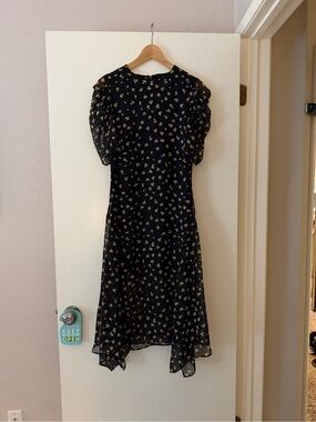 h&m ladies flutter-sleeve eyelet dress product info and reviews Women's Eyelet Flutter Sleeve Mini Dress in Cotton - Size 16